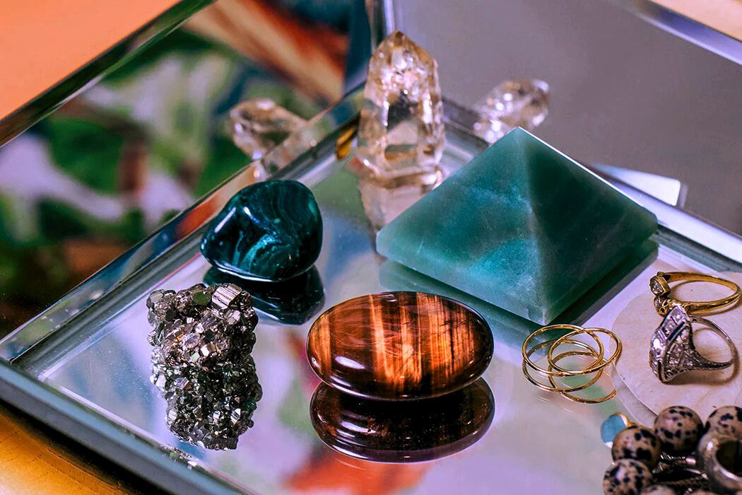 15 Crystals for Money, Luck, and Lasting Prosperity